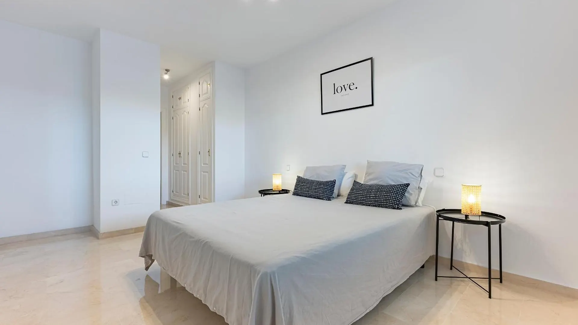 Rent Prestige- Jardines Andalucia Puerto Banus Apartment Marbella Spain
